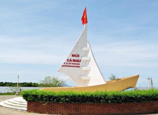 Trải nghiệm tour du lịch Cà Mau 2 ngày 1 đêm bằng xe giường nằm Tiểu cảnh đất Mũi Cà Mau